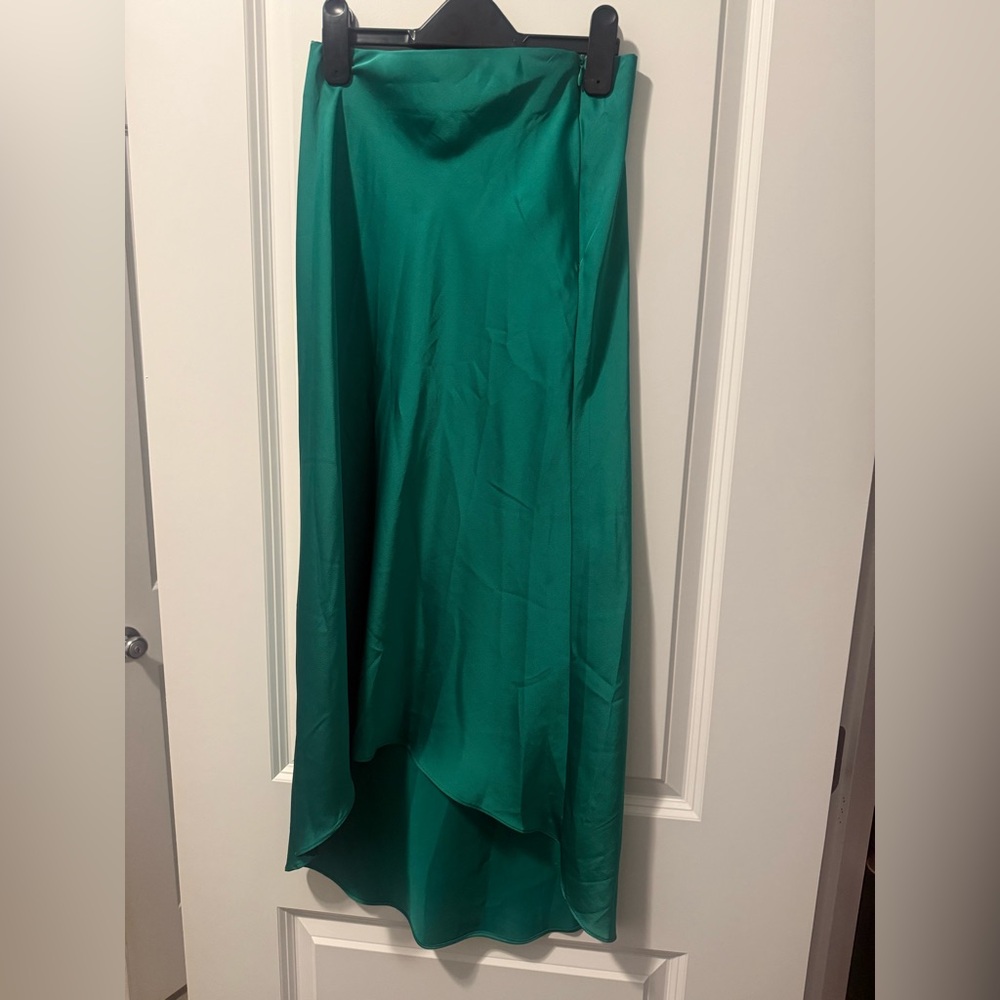 Elegant Green Women's Skirt